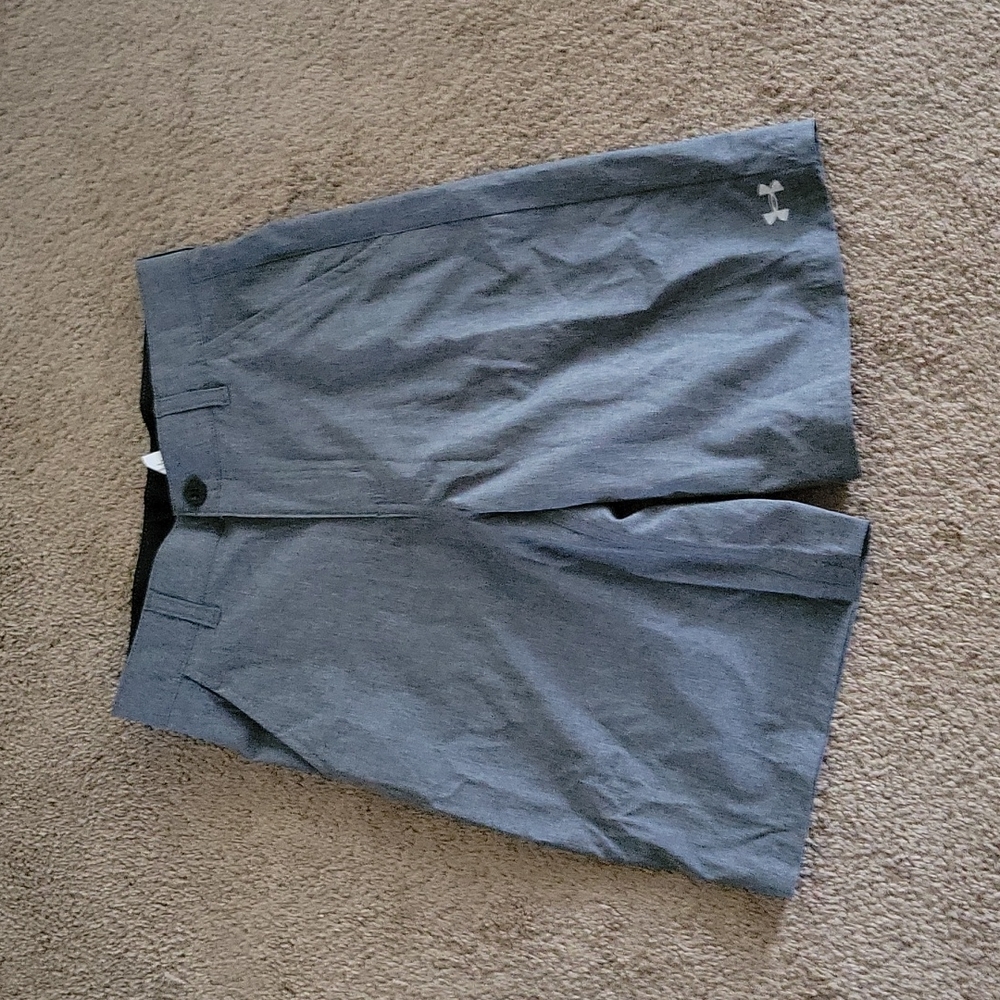 New Under Armour shorts for boys